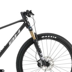Compra Bicicleta MTB BH Ultimate 8.5 Negra - Rendimiento Superior
