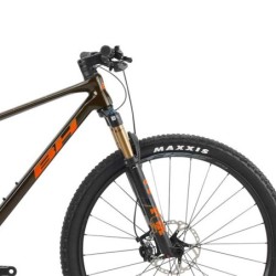 Bicicleta MTB BH Ultimate 9.0 Anaranjada - ¡Conquista el Terreno!