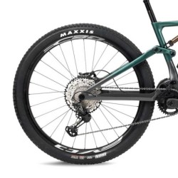 Bicicleta Eléctrica BH ILYNX Race Carbon Pro 7.9 Verde Gris - ¡Explora Ahora!