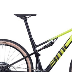 Bicicleta MTB BMC Fourstroke 01 TWO: ¡Rendimiento y Estilo!