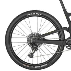 Bicicleta MTB Scott Spark RC Comp: ¡Potencia y Estilo Verde!