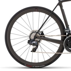 Bicicleta Cervélo R5 SRAM Force Etap: ¡Rendimiento Superior!