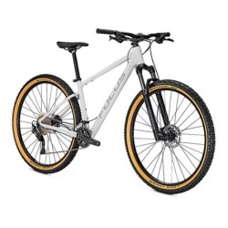 Bicicleta MTB Focus Whistler 3.8 gris: ¡Aventura y Estilo!