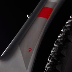 Compra la Bicicleta MTB MMR Rakish 50 Gris Rojo ¡Aventura ya!