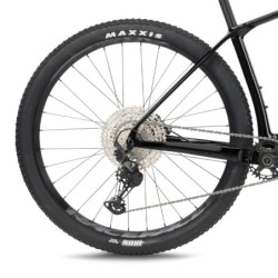 Bicicleta MTB BH Ultimate 7.0 Shimano XT: ¡Aventura sin límites!