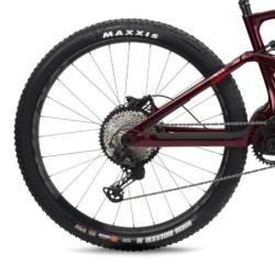 Bicicleta Eléctrica BH ILYNX Trail 8.7 - ¡Aventura en Carbono!