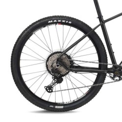 Bicicleta MTB BH Expert 4.5 Negro: Durabilidad y Estilo - ¡Compra Ya!