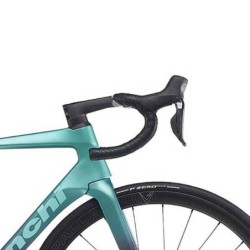 Bianchi Specialissima Pro: Ligereza y Tecnología Di2 - ¡Compra Ahora!