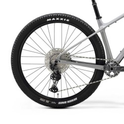 Bicicleta MTB Merida Big Nine TR 5000 gris: ¡Rendimiento Superior!