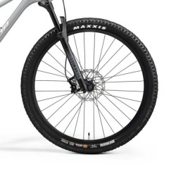 Bicicleta MTB Merida Big Nine TR 5000 gris: ¡Rendimiento Superior!