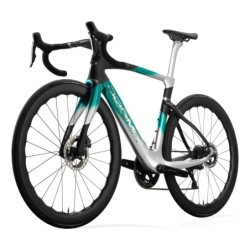 Bicicleta Pinarello Dogma F: Rendimiento y Estilo - ¡Compra Ya!
