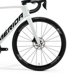 Bicicleta Merida Reacto 5000 Blanco: Ligereza y Velocidad - ¡Compra Ya!