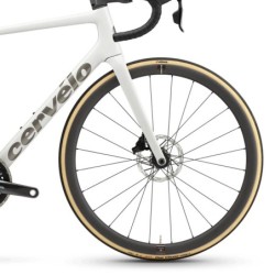 Bicicleta Cervélo R5 SRAM Force AXS: ¡Rendimiento Superior!