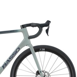 Bicicleta Basso Astra Shimano 105 Di2: ¡Rendimiento Superior!
