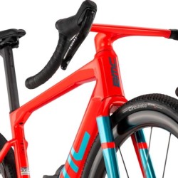 Bicicleta Gravel BMC Kaius 01 ONE Rojo: Ligereza y Estilo - ¡Compra Ahora!