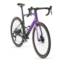 Bicicleta Gravel BMC Roadmachine 01 X ONE: ¡Aventura en Lila!