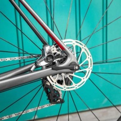 Bicicleta Ridley Helium SLX Disc: Ligereza y Rendimiento ¡Compra Ya!