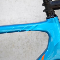 Bicicleta Ridley Helium SLX Disc: Rendimiento Superior, ¡Compra Ya!