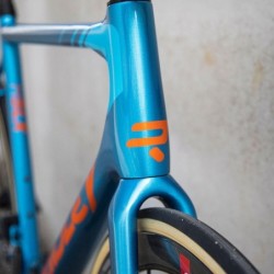 Bicicleta Ridley Helium SLX Disc: Rendimiento Superior, ¡Compra Ya!