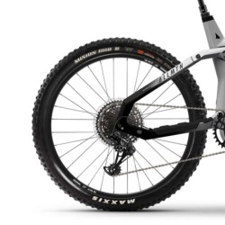 Bicicleta Eléctrica Haibike AllMtn CF 9: Potencia y Estilo - ¡Compra Ahora!