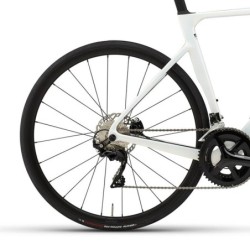 Bicicleta Cervélo Soloist Shimano 105: ¡Rendimiento Superior!